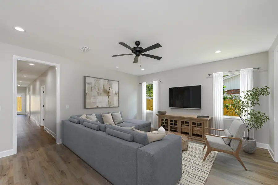 724A NE Powell Drive, Fort Walton Beach, FL 32547 - Image #2