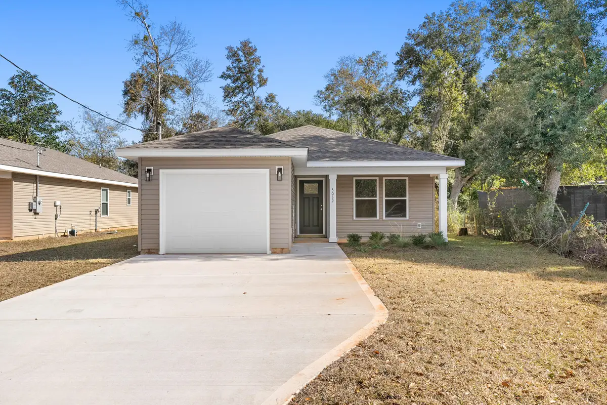 3032 N 13th Ave, Milton, FL 32583 - Image #1