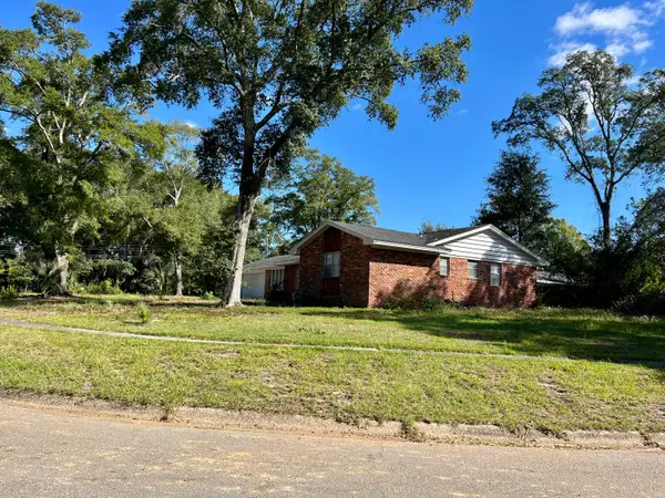 23 NW Linwood Road, Fort Walton Beach, FL 32547