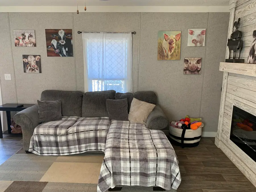 126 Meteyard Lane, Defuniak Springs, FL 32433 - Image #2