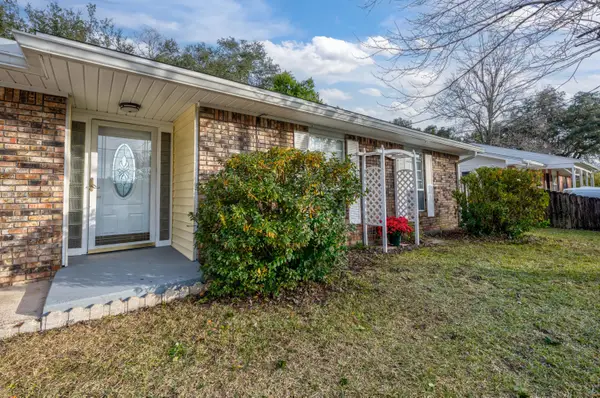 40 Berwick Circle, Shalimar, FL 32579