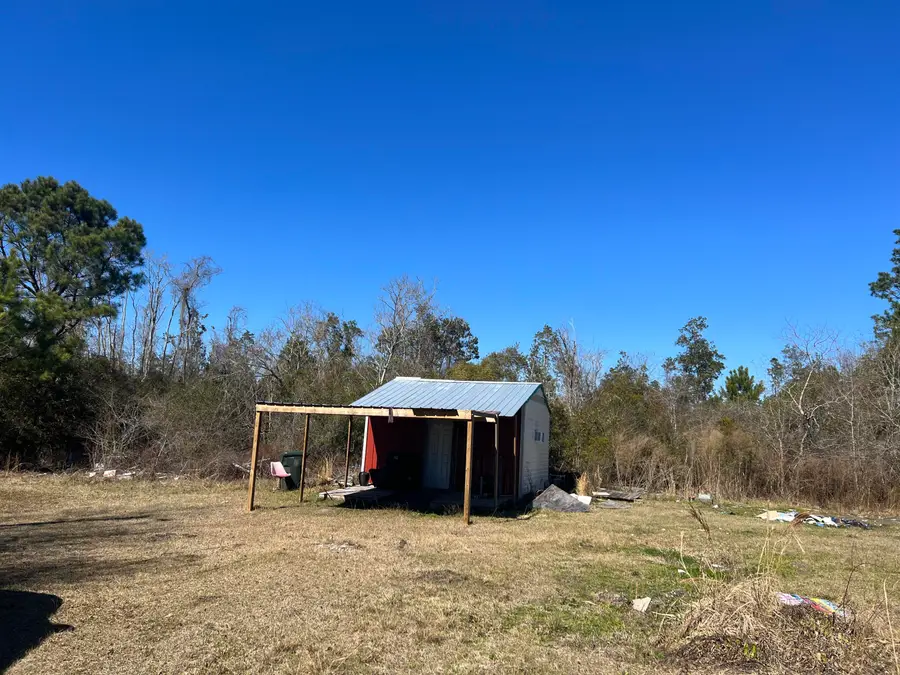 10819 Silver Lake Road, Fountain, FL 32438 - Image #2