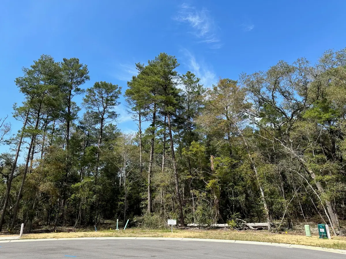 524 Caribou Court, Niceville, FL 32578 - Image #1