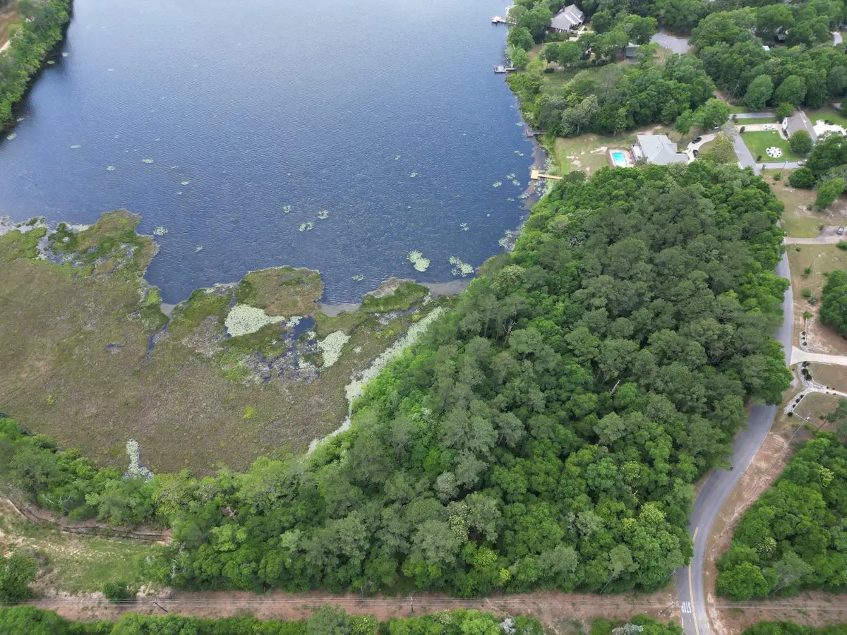 36 Lake Holley Circle, Defuniak Springs, FL 32433 - #1