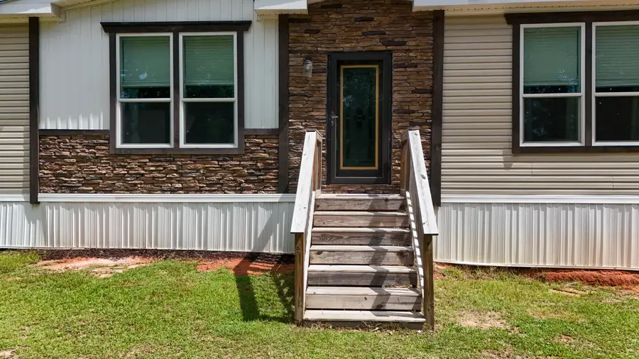 779 Blue Pond Lane, Ponce De Leon, FL 32455 - Image #2