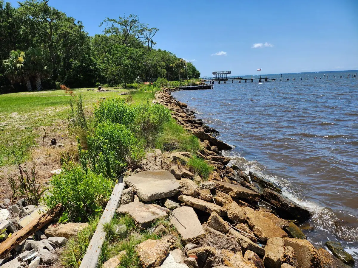 7397 W State Highway 20, Freeport, FL 32439 - Image #1