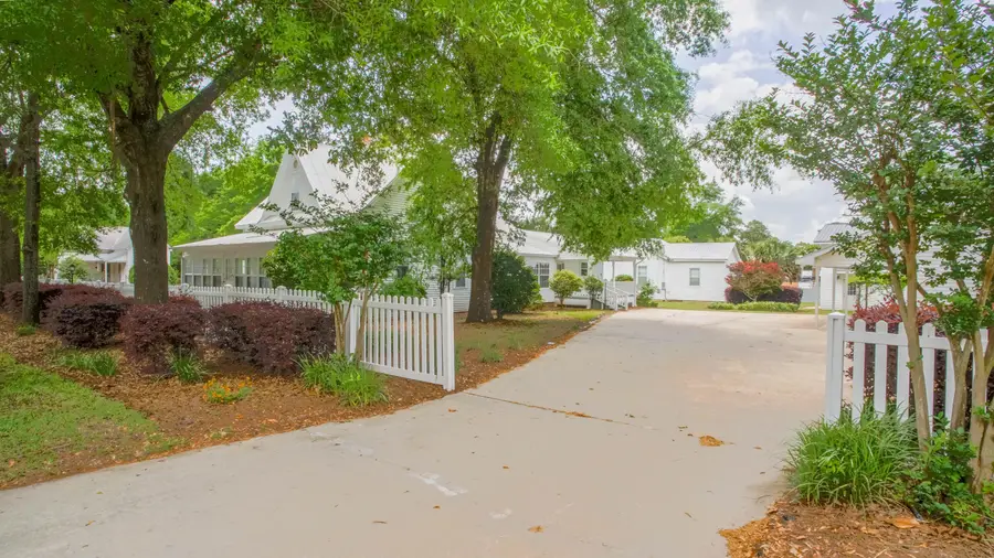 270 S 12th Street, Defuniak Springs, FL 32435 - Image #2