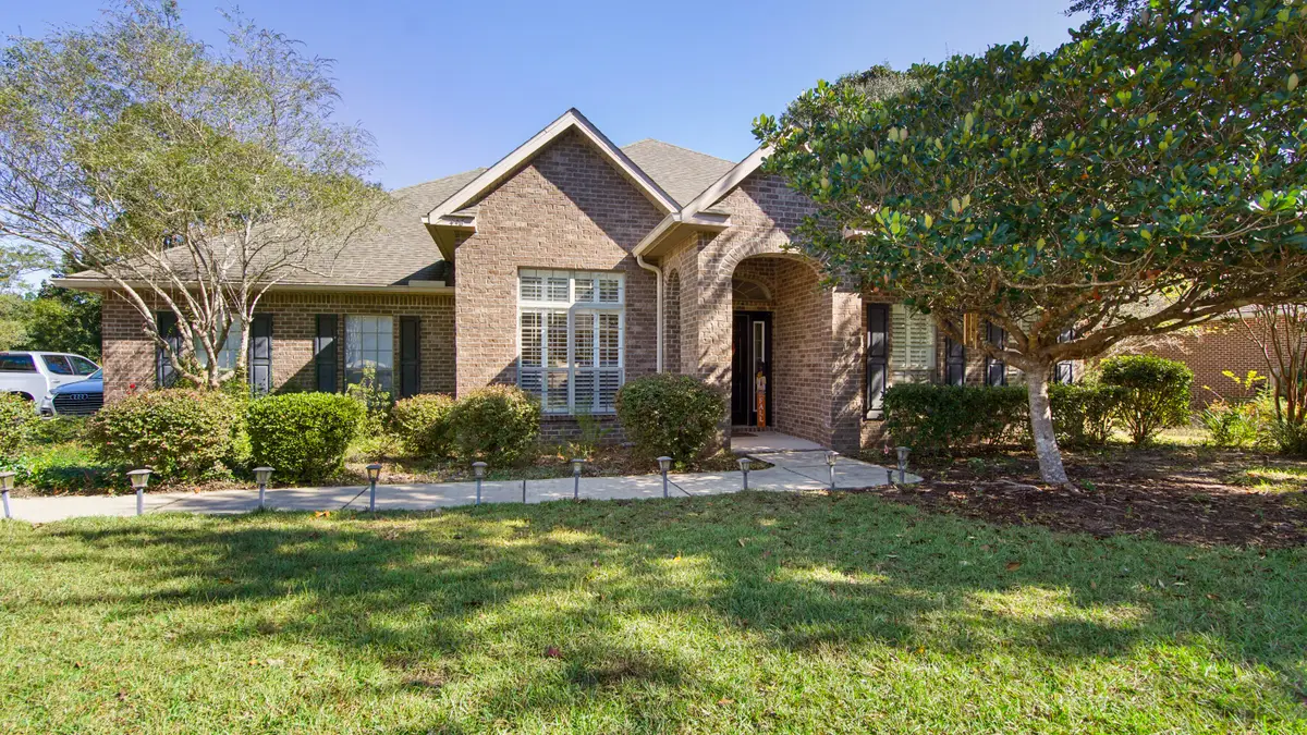 446 Mango Lane, Freeport, FL 32439 - Image #1