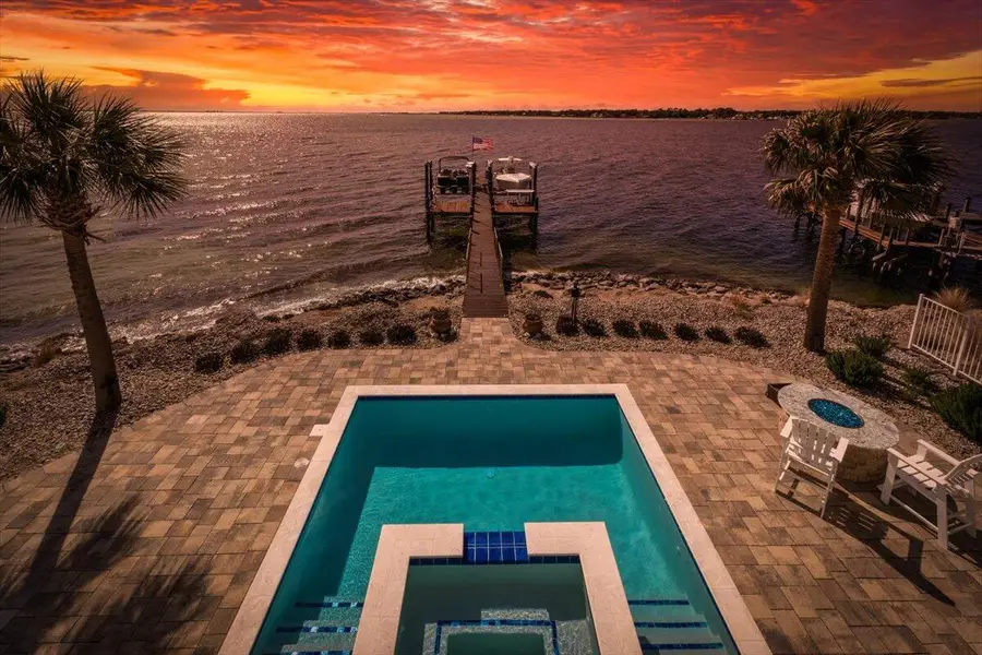 2582 Vista Circle, Shalimar, FL 32579 - Image #2