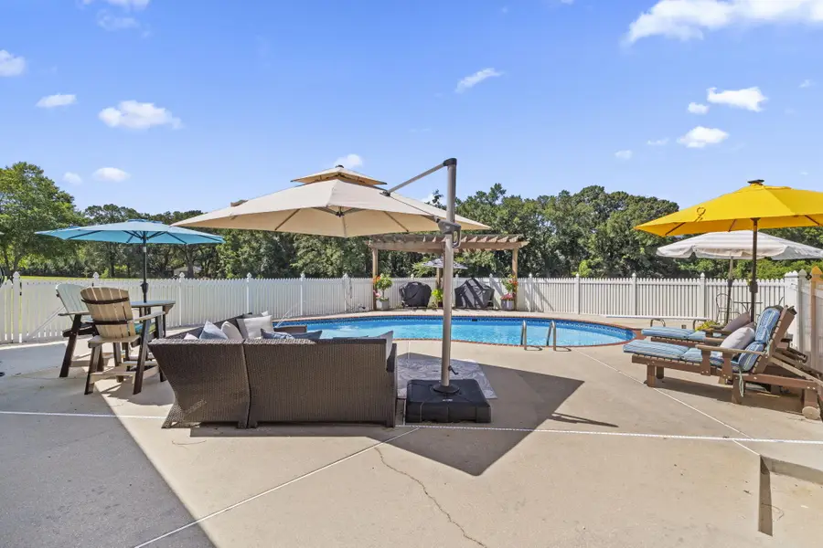 6619 Allison Way, Pace, FL 32571 - Image #2