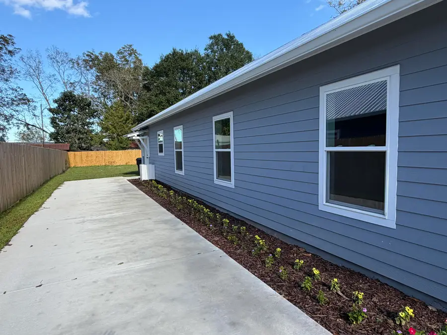 874 W Orange Avenue, Defuniak Springs, FL 32435 - Image #3