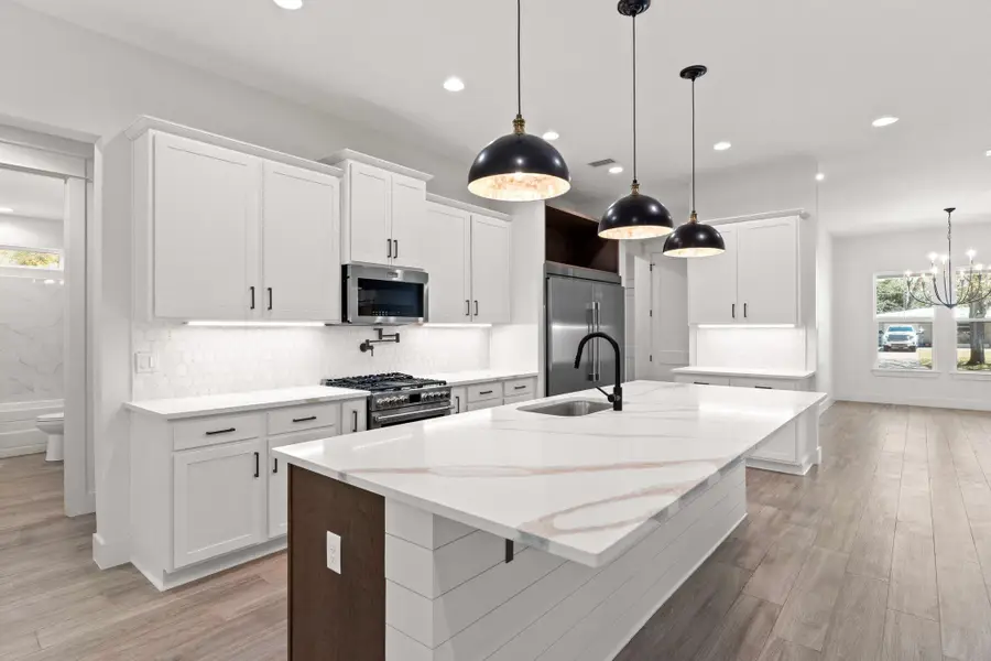 85 NE Laurie Drive, Fort Walton Beach, FL 32548 - Image #3