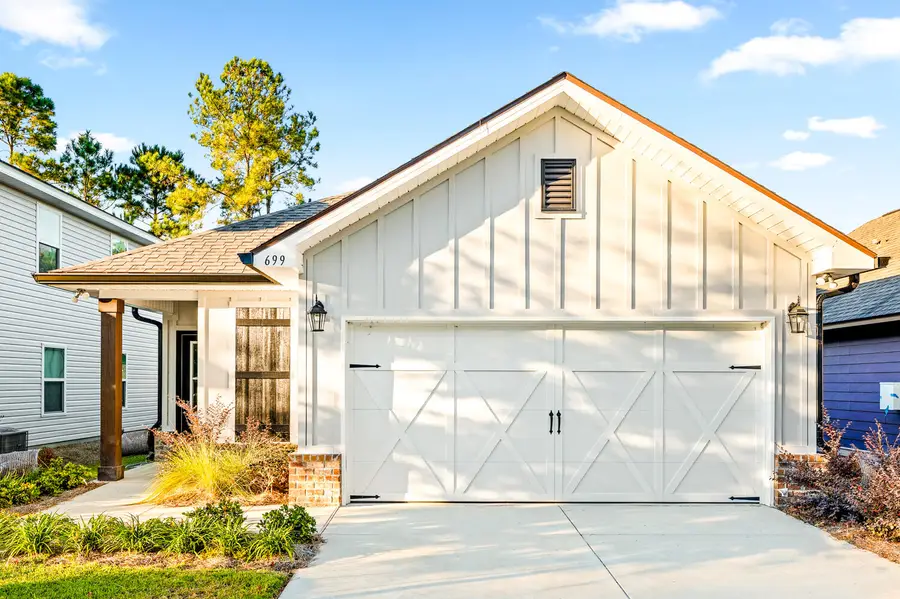 699 Earl Godwin Road, Freeport, FL 32439 - Image #2