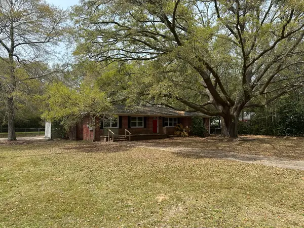 6425 Aspen Avenue, Milton, FL 32570