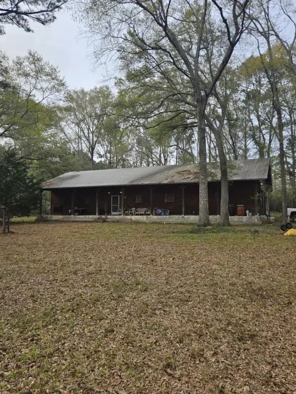 1400 Grant Road Road, Ponce De Leon, FL 32455