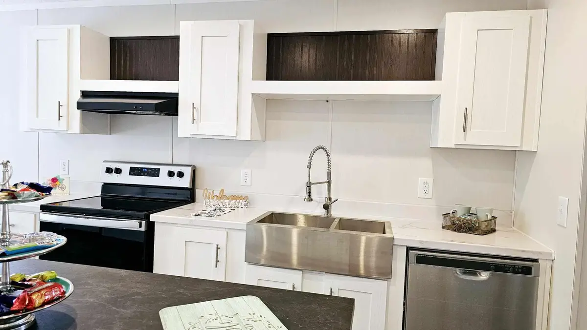 325 Bass Haven Drive, Defuniak Springs, FL 32433 - Image #1