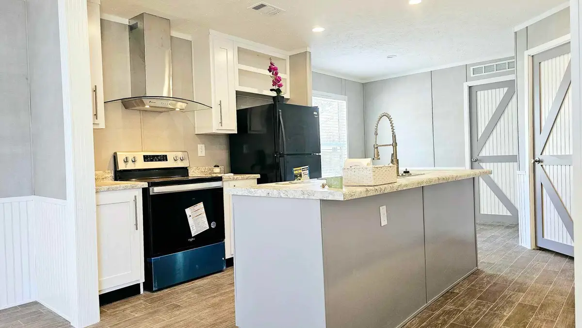 319 Bass Haven Drive, Defuniak Springs, FL 32433 - Image #1