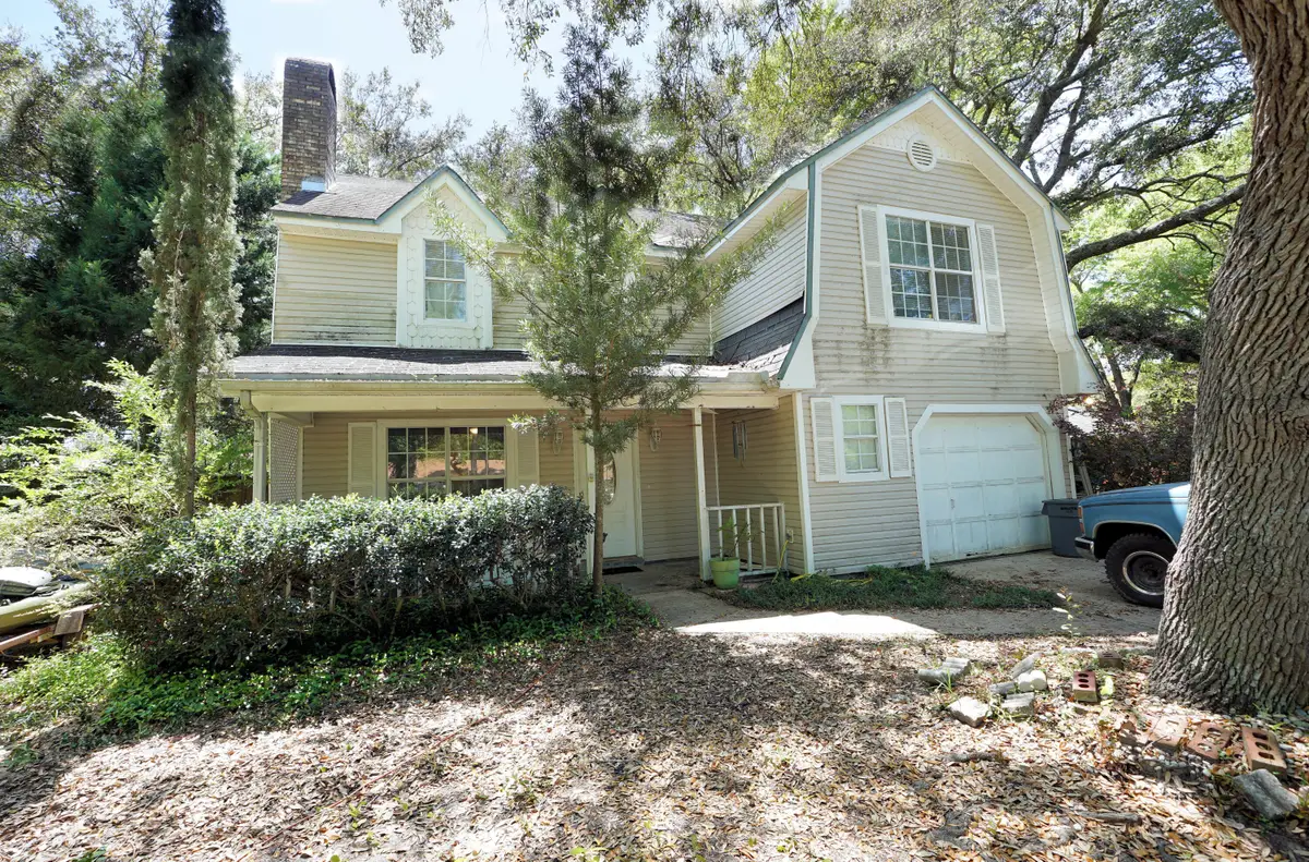 111 Beverly Drive, Niceville, FL 32578 - Image #1