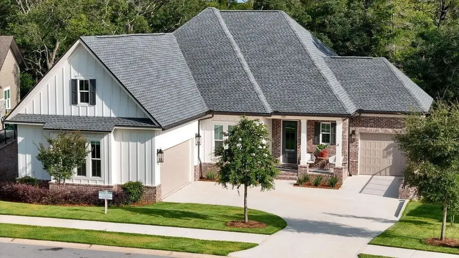 135 Caraway Drive, Niceville, FL 32578 - Image #2