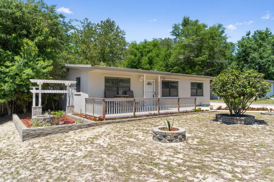 345 Avon Lane, Mary Esther, FL 32569 - Image #2