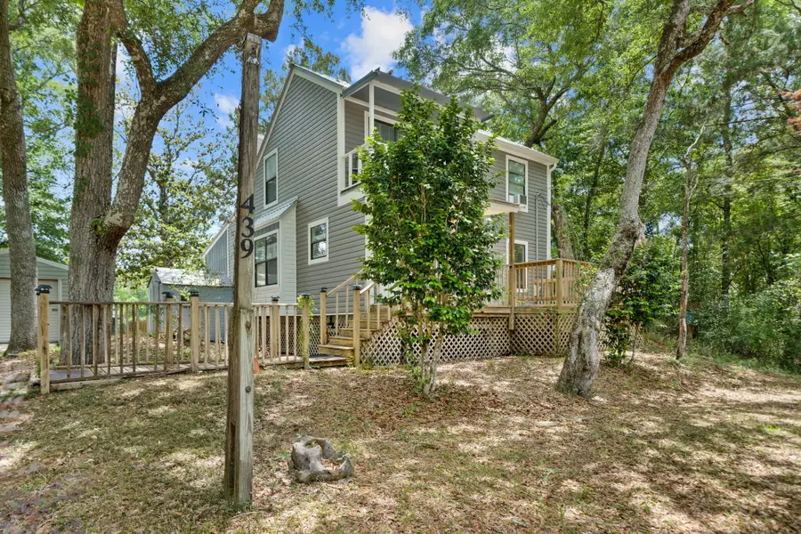 439 Big Cedar Road, Ponce De Leon, FL 32455 - Image #3