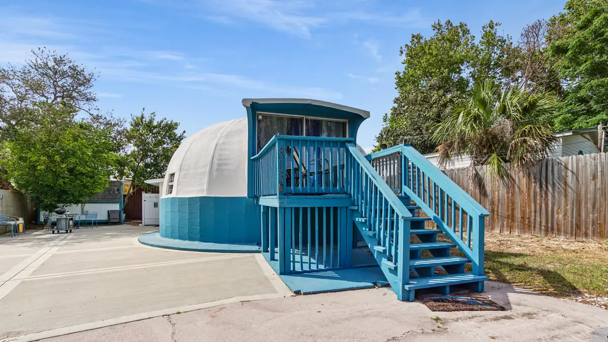 313 13th Street, Laguna Beach, FL 32413 - Image #1