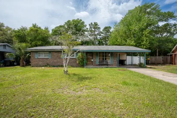 406 NW Sherry Circle, Fort Walton Beach, FL 32548