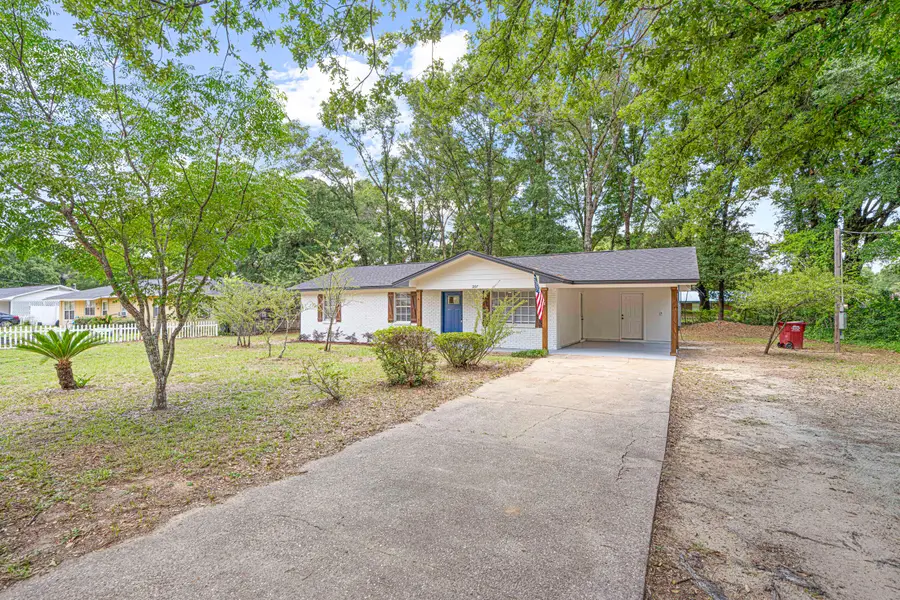 207 Oglesby Avenue, Crestview, FL 32536 - Image #3