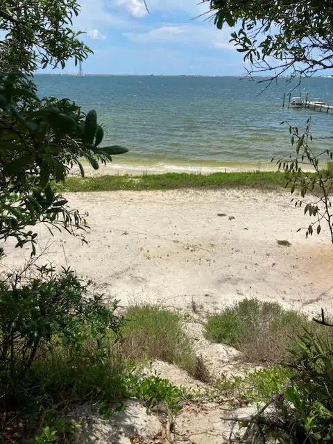 2847 Us Highway 98, Mary Esther, FL 32569 - Image #1