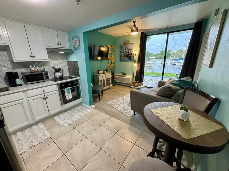 201 S Stillman Street #107, Pensacola, FL 32505 - Image #2