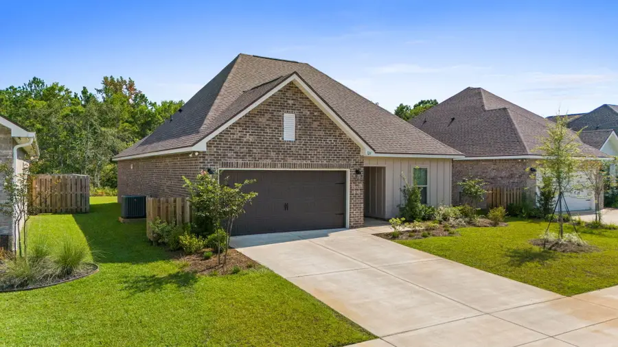 124 Apollo Avenue, Freeport, FL 32439 - #2