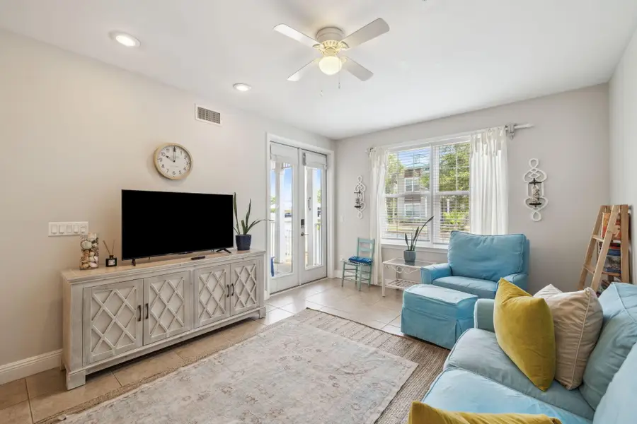 104 Village Boulevard #APT 615, Santa Rosa Beach, FL 32459 - Image #3
