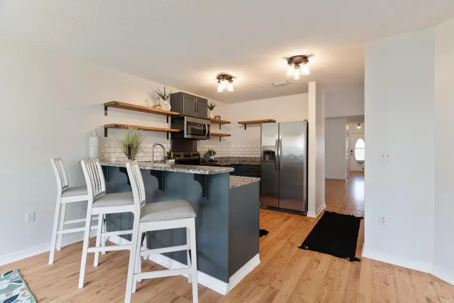 558 Rough Leaf Lane, Mary Esther, FL 32569 - Image #2