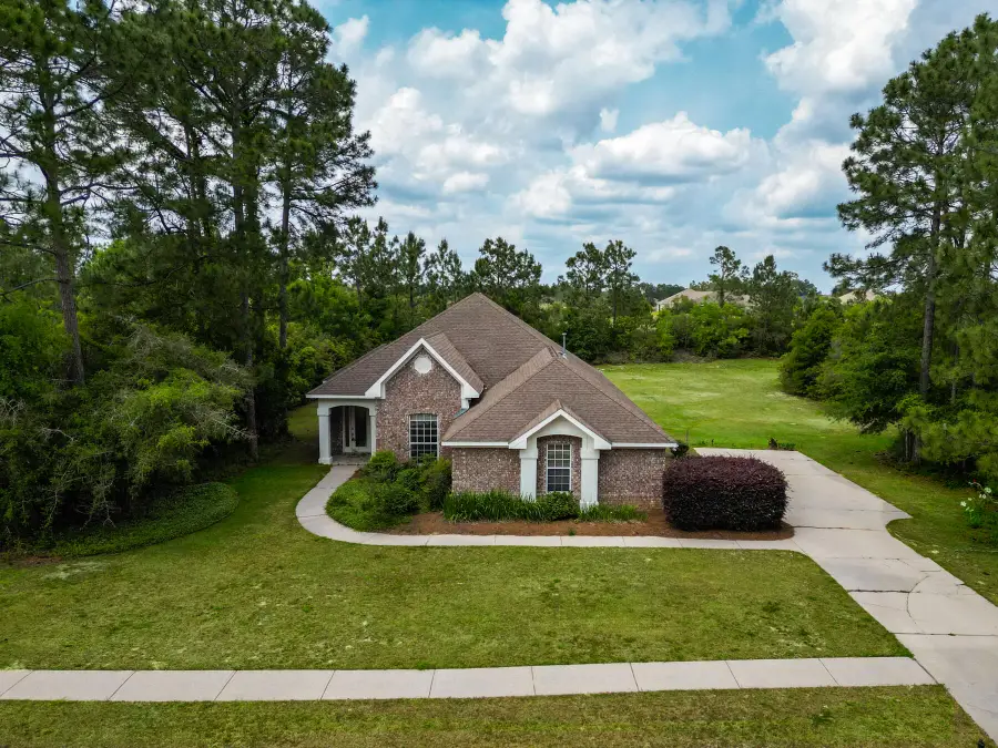 155 E Club House Drive, Freeport, FL 32439 - #2