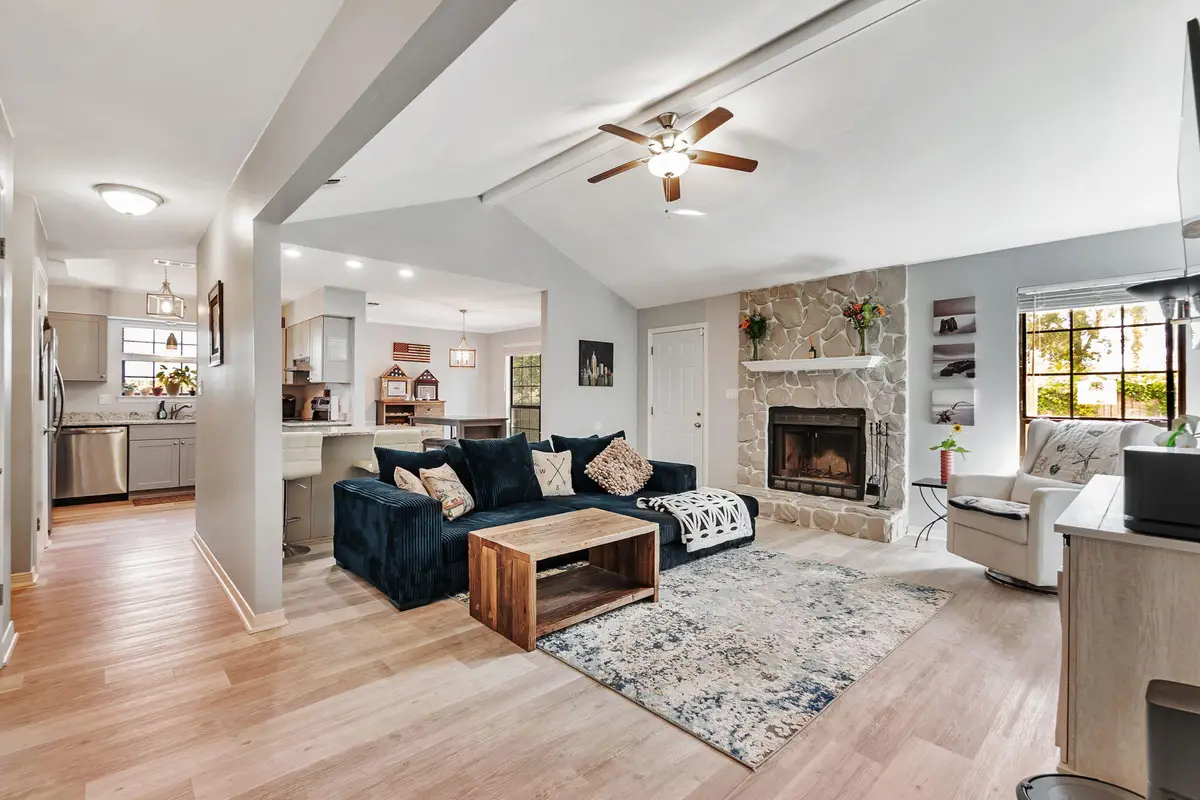 225 Seville Circle, Mary Esther, FL 32569 - Image #1