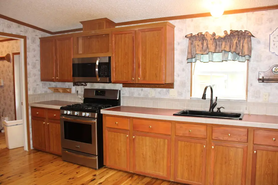 618 Oakridge Road, Defuniak Springs, FL 32433 - Image #2