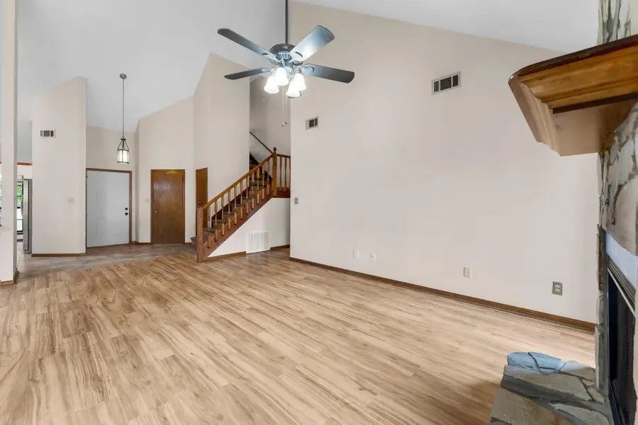 206 Woodland Park Circle, Mary Esther, FL 32569 - Image #3