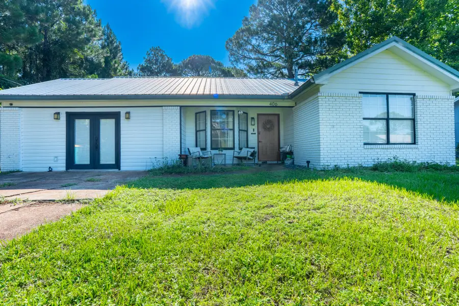 406 Rosewood Avenue, Mary Esther, FL 32569 - Image #2