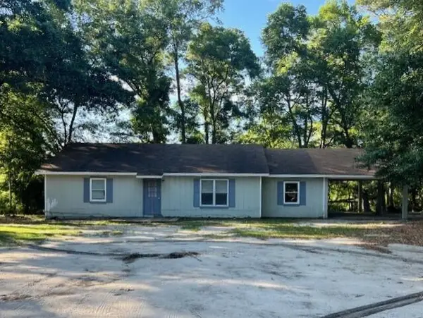 121 Ramsey Branch Road, Freeport, FL 32439