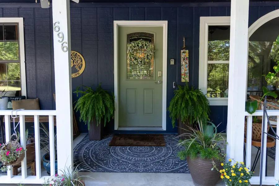 696 Phillips Drive, Freeport, FL 32439 - Image #2