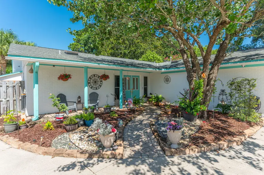 10 Lake Lorraine Circle, Shalimar, FL 32579 - Image #2