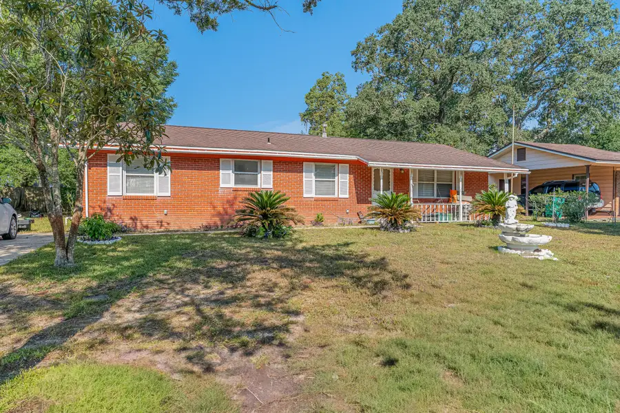 63 Oak Lane, Shalimar, FL 32579 - Image #3