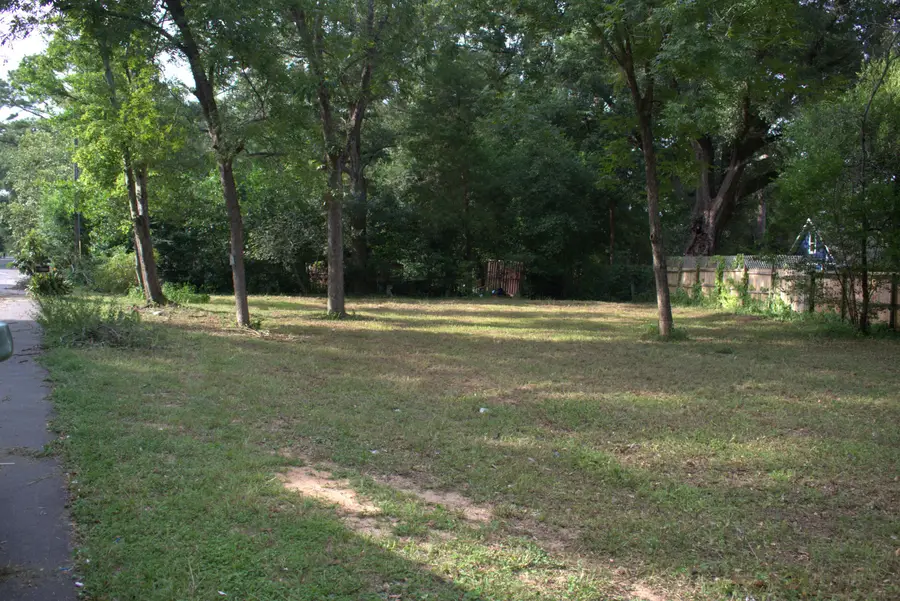 289 Cross Dr Drive, Crestview, FL 32536 - Image #2