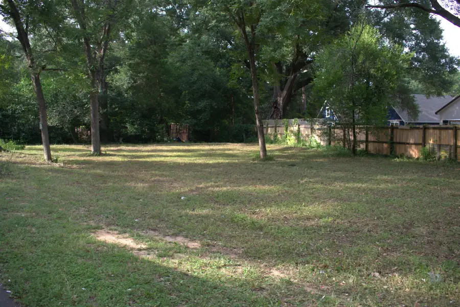 289 Cross Dr Drive, Crestview, FL 32536 - Image #3