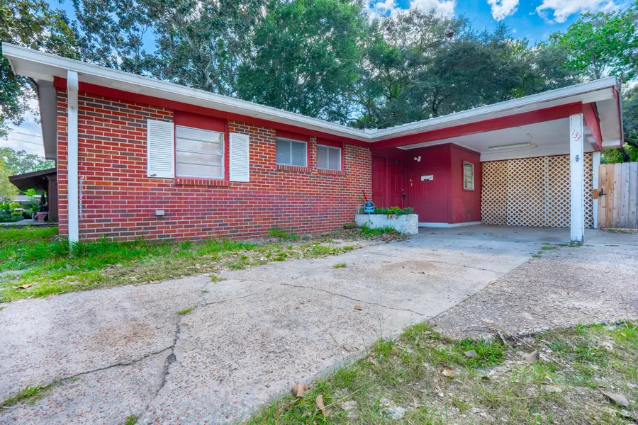 133 NW Robinwood Drive, Fort Walton Beach, FL 32548 - Image #2