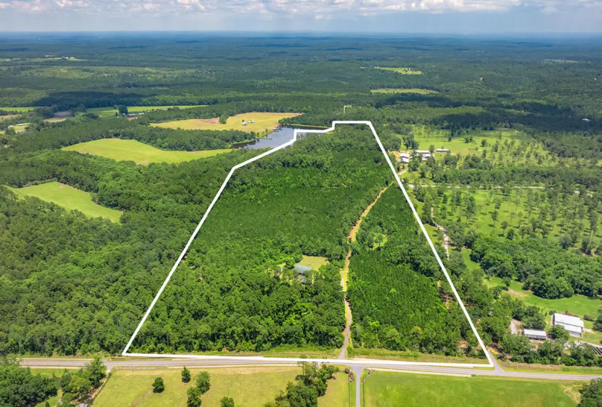 691 E Indian Creek Ranch Road, Defuniak Springs, FL 32435 - Image #1