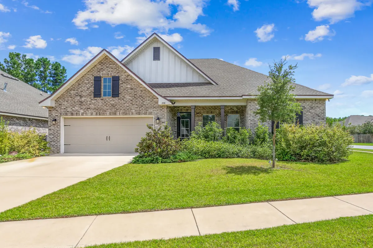 258 Blaze Boulevard, Freeport, FL 32439 - Image #1