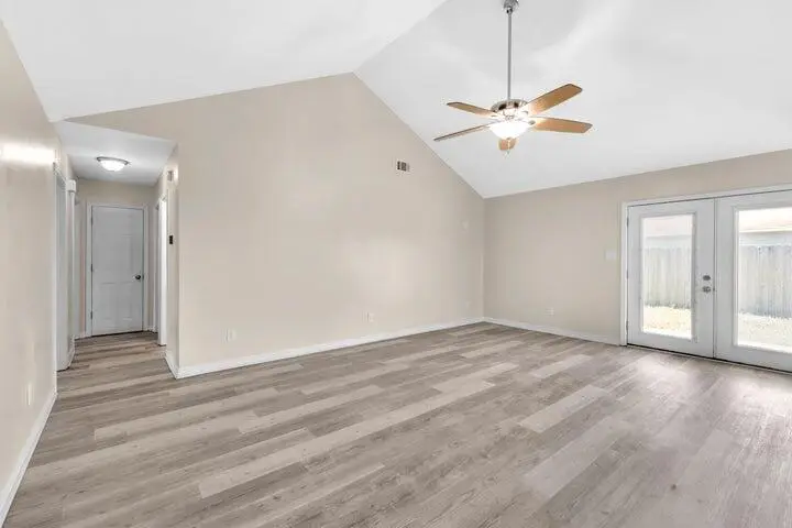 240 Terrance Lane, Mary Esther, FL 32569 - Image #2