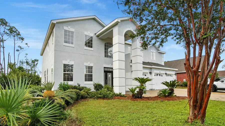 112 Cottonwood Circle, Lynn Haven, FL 32444 - #2