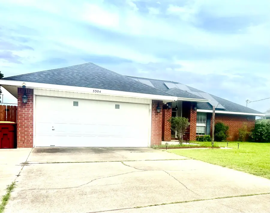 5304 Whitney Court, Crestview, FL 32536 - Image #2